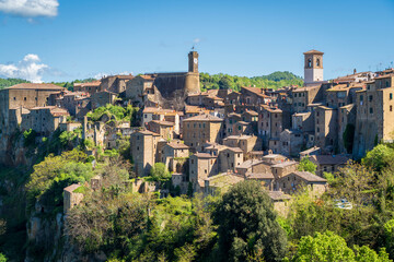 Obraz premium Sorano Town view in Italy