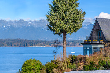 Obraz premium luxury house with big tree and nice landscape at winter in Vancouver, Canada