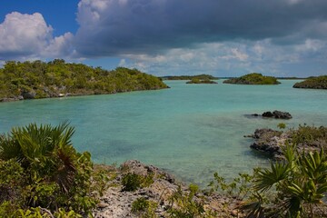 Fototapeta premium Looking over the shallow, turquoise waters of Chalk Sound in Turks and Caicos