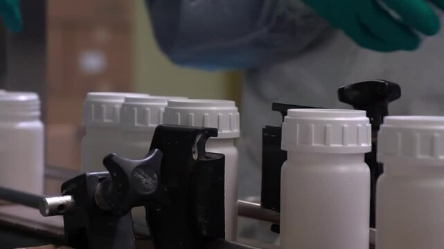 linea de producci&oacute;n de embaces una fabrica 