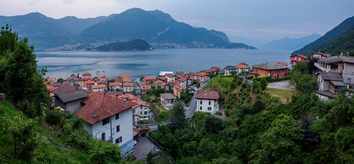 Obraz premium Scenic View of Lezzeno Overlooking Lake Como and Mountains