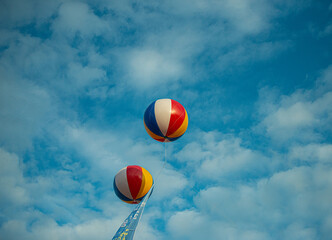맑은 하늘의 풍선