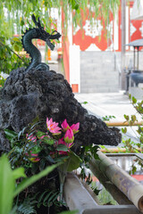 東京都　上野不忍池　手水舎