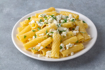 Delicious dishes; Cheese Sauce Penne Pasta (Turkish name; peynirli makarna)
