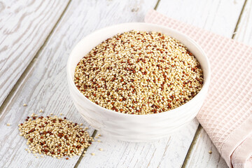 Raw dry quinoa cereal grain