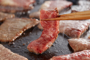 牛焼肉のイメージ_鉄板焼き