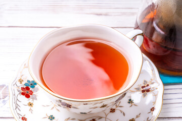 ハーブティー（ブラックティー・スグリ・ローズヒップ）