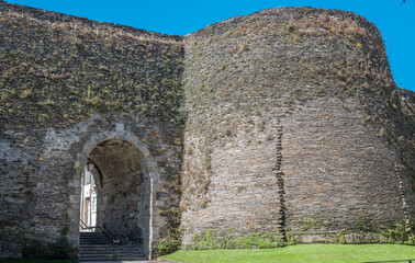 Muralla romana de Lugo del siglo III con la llamada puerta Falsa, España