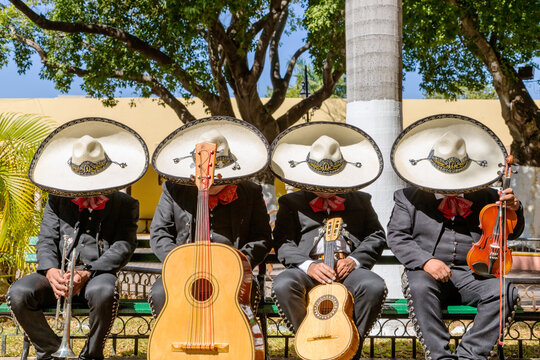 Musicians with sombrero doing a siesta, Yucatan, Mexico
