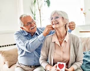 gift woman man couple happy love present senior elderly necklace jewellery luxury jewelry accessory...
