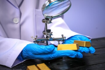 Gold extraction experts to separate precious metals from e-waste, separating precious metals from e-waste, recycling gold from electronic components