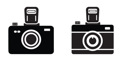 Flat Camera With Flash Light Illustration