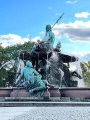 Neptune Fountain with statues on Alexanderplatz, Berlin-Mitte, Germany © Yvonne