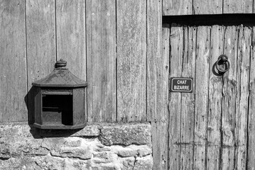 détails d'architecture dans le village de Sait Denis en Charentes Maritimes sur l'île d'Oléron en France