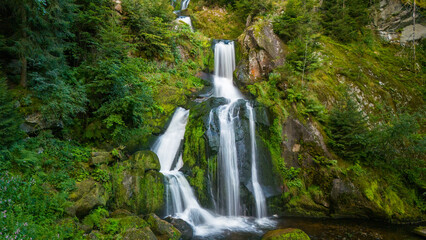 Triberger Wasserfall im Schwarzwald – Naturwunder und beliebtes Reiseziel in Deutschland © Sascha