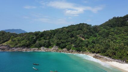 Vista Aérea de Drone no Mar da Tailândia.