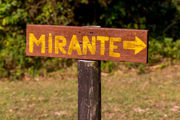 sign written in Portuguese: viewpoint