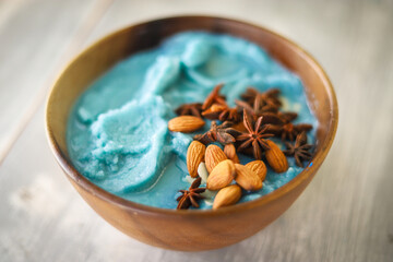 Desayuno sanamente saludable, rico y nutritivo