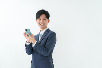 男性　スマートフォン