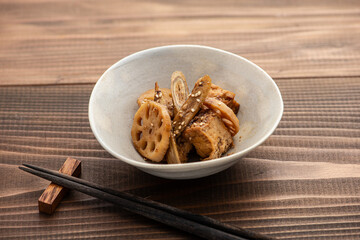 蓮根　ごぼう　厚揚げ　煮物