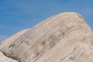Cajon Valley Formation, Unit 2. Conglomerate and conglomeratic sandstone. Mormon Rocks, Phelan, San Bernardino County, California geology. Cajon Pass.  hogback or hog's back.  San Andreas Fault