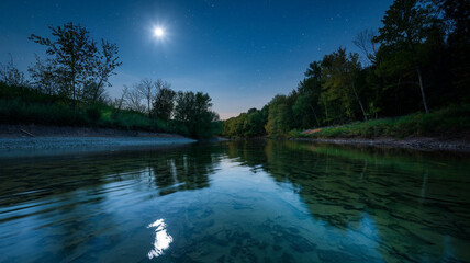 Fototapeta premium River water at night photography 24.