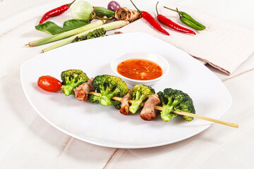 Thai Street foof satay with bacon and broccoli