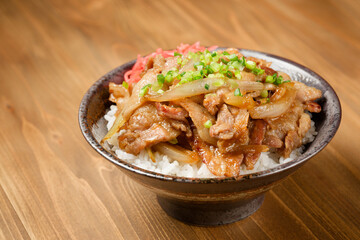 豚バラ丼