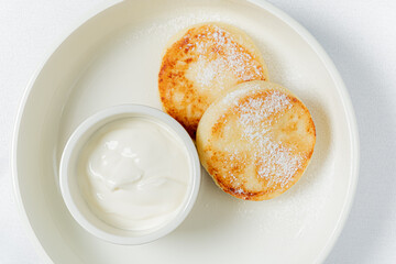 cottage cheese pancakes with sour cream