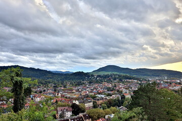 Blick auf Freiburg-Wiehre im Herbst