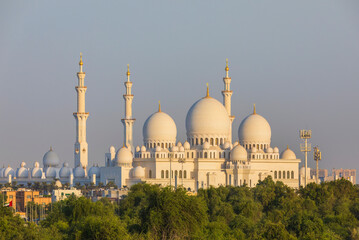 Abu Dhabi, UAE - April 22, 2023: Sheikh Zayed Grand Mosque at dusk