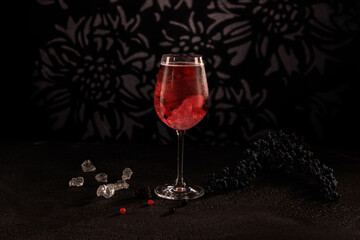 Wildberry Lillet Cocktail im Glas