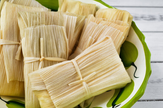 メキシコのタマレス　カンデラリアの日と死者の日のイメージで　Mexican Tamales (Tamal) , inspired by Candelaria Day and Day of the Dead 

