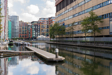 Obraz premium London, UK: Office buildings at Paddington basin