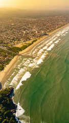 Visão Aérea da Praia de Peruíbe Perto da Costeira e do Morro Itatins