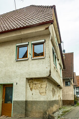 Gebäudeschäden am Altbau