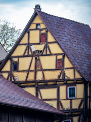 Schäden an einem historischen Fachwerkhaus