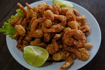 Camarão Empanado - Fritura - Tira Gosto