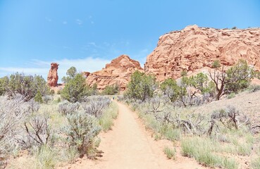 Hiking in Utah's Kodachrome Basin State Park