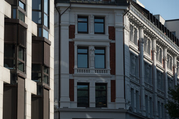Looking at sunrise highlights on buildings near Rozenkrantz  gate and Karl Johans gate - 1