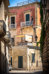 Calle barroca de la ciudad, Lecce, Apulia, Italia,
