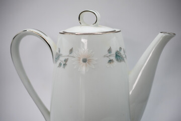 old collectible porcelain antiques