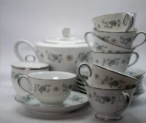 old collectible porcelain antiques