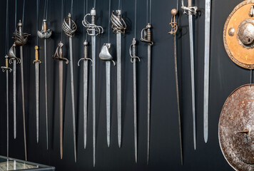 Percussion, Chopping and Stabbing Weapons antique stabbing cold steel weapons