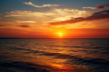 Obraz premium Tranquil Ocean Sunset: Captivating Evening Sky