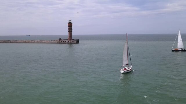 Remorqueur &agrave; Dunkerque (France)