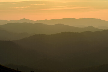 Obraz premium sunset mountain layers