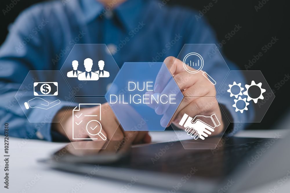 Aufkleber due diligence concept. businessman using laptop with due diligence icon on virtual screen.