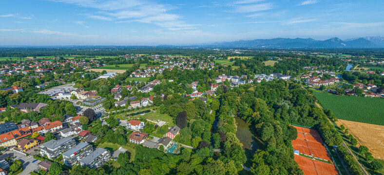 Ausblick auf Bad Aibling nahe Rosenheim im oberbayerischen Chiemgau