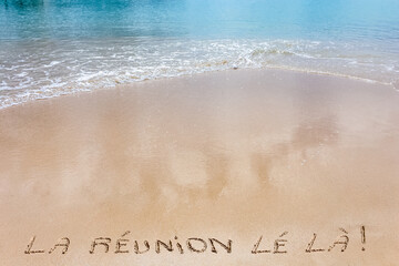 La Réunion lé là, marquage sur plage mauricienne 